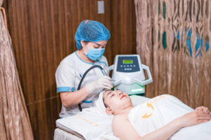 Cay_chi_collagen_khong_kim_tai_lien_anh_-_da_nang_4dd1670e3f974f4994174fc864883710
